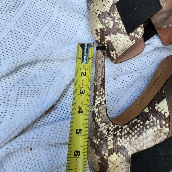 Vince Camuto leather snake stiletto booties 9.5 - Picture 6 of 14